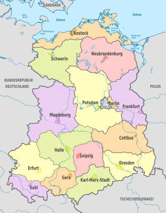 DDR mit Aufteilung der Bezirke